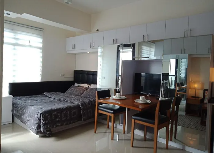 Mabolo Garden Flat A1 Rooftop Pool Near Ayala Mall