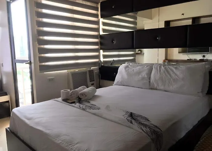 Mabolo Garden Flat A1 Rooftop Pool Near Ayala Mall *