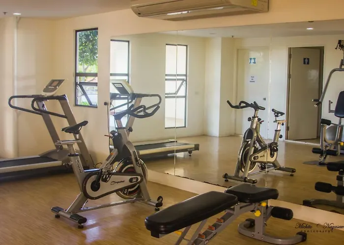 Mabolo Garden Flat A1 Rooftop Pool Near Ayala Mall *
